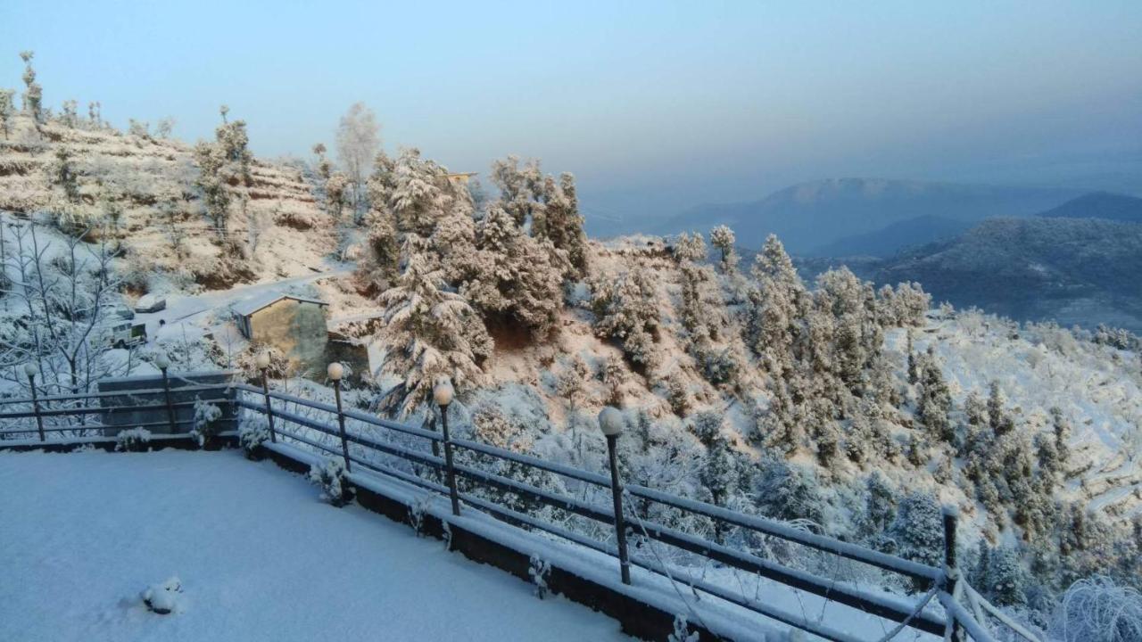 Grand Himalayan Hotels & Resorts Mukteshwar Zewnętrze zdjęcie